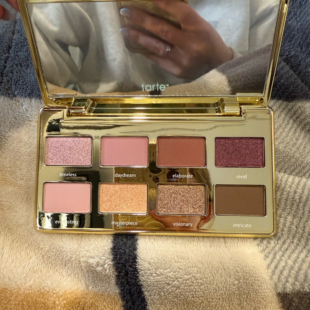 Tarte modern mosaic Eyeshadow Palette - Timeless Pink and Brown Shades